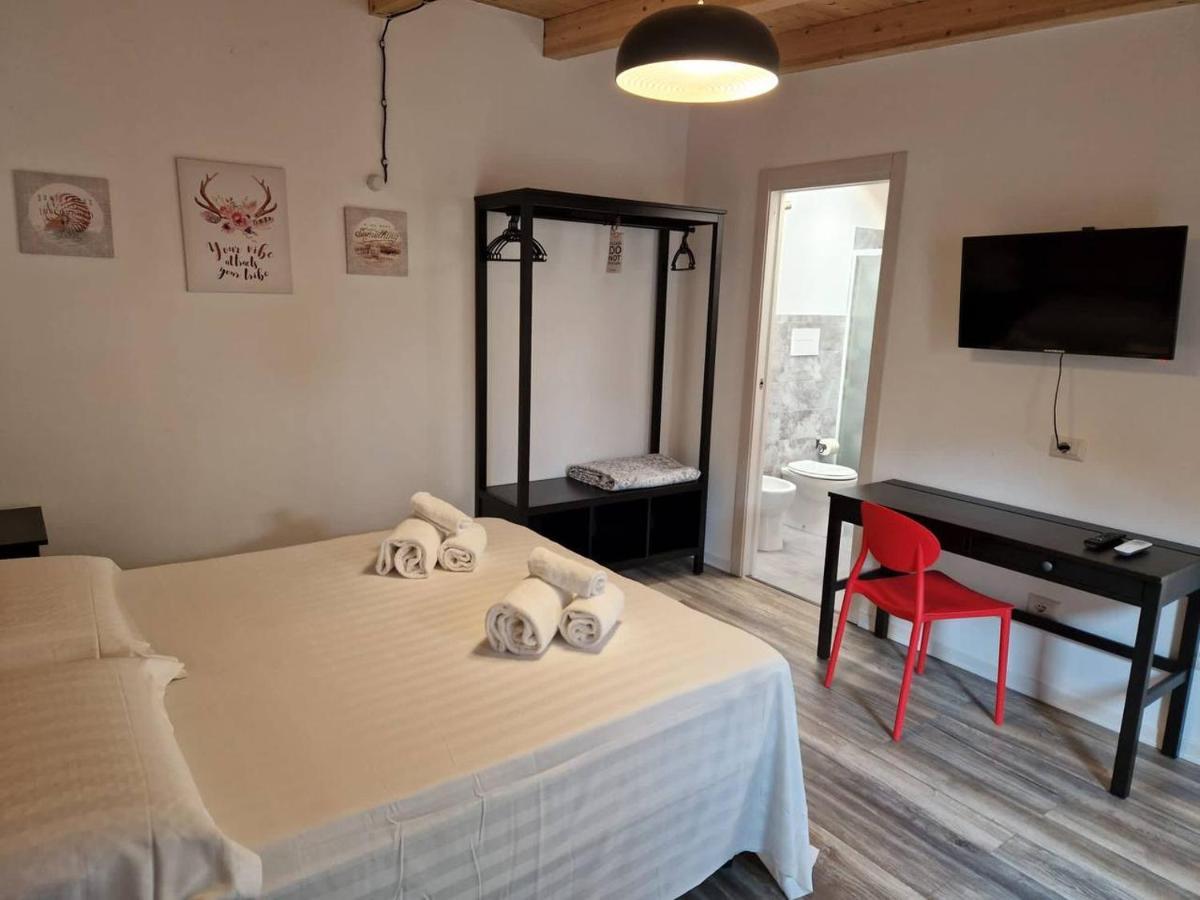 Bb 26 Olbia Bed and Breakfast Εξωτερικό φωτογραφία